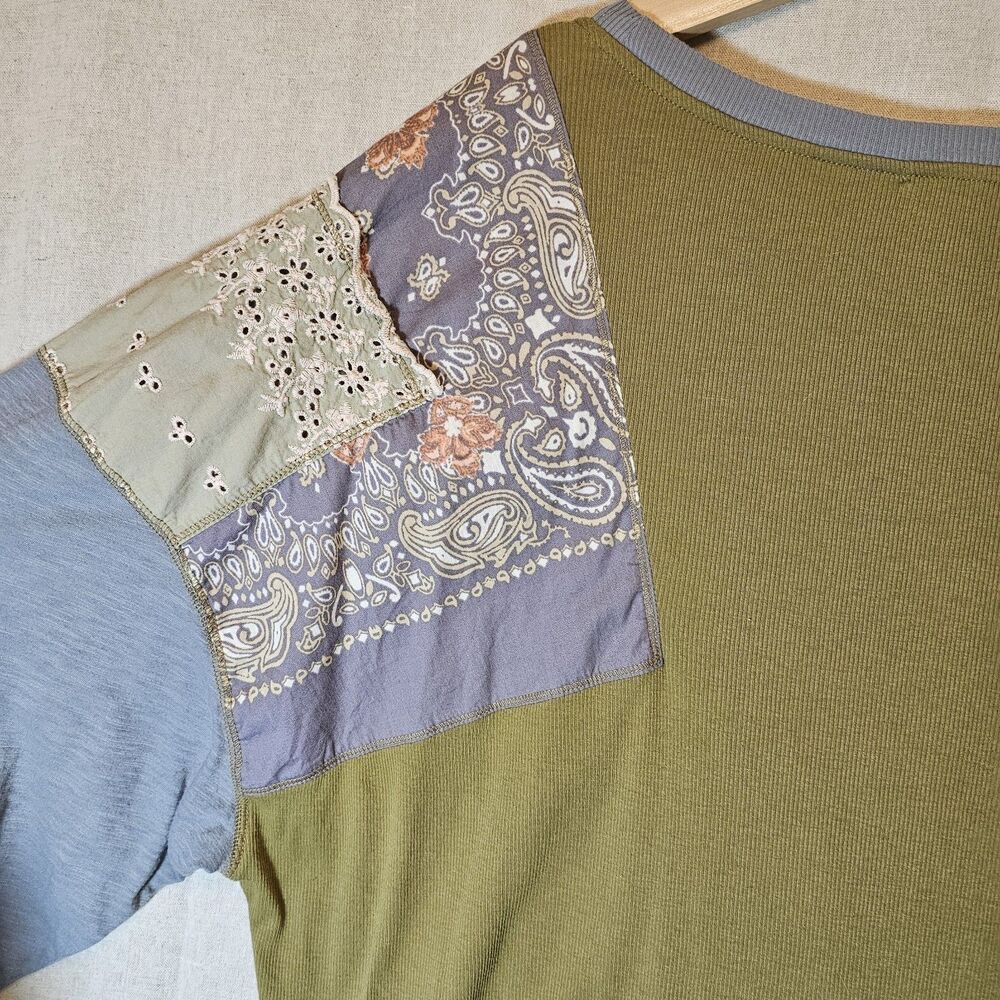 Free People Feelin It Colorblock Army Combo T-Shirt Oversized Womens Medium - Picture 8 of 12
